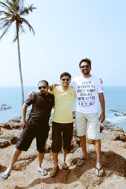 meshanks's tweet photo. @sumitkhedekar @meshanks @prashantwankhede #funingoa http://t.co/2Uh95RbZb7