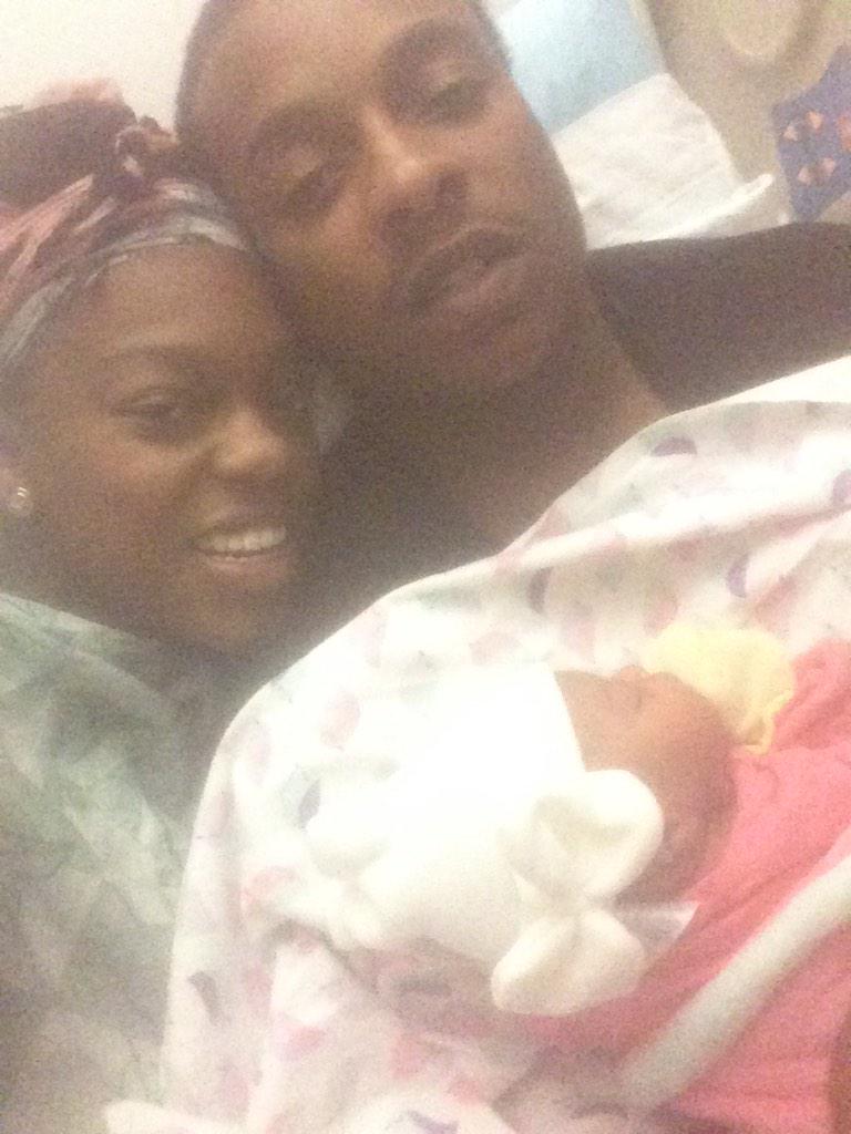 SantanaBadass_'s tweet photo. My Main Man Monday 😘👪 #ChildDaddy #WeWasFriendsBeforeAllThis #7Years #MyHomieLoverAndBestfriend #Mr.Aggy #FamilyFirst http://t.co/SAjpeGNUMK