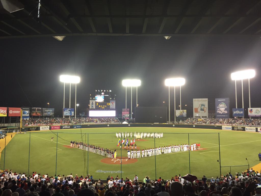 rickylopez04's tweet photo. My team #PRvsVen http://t.co/3HBeYIQfXG