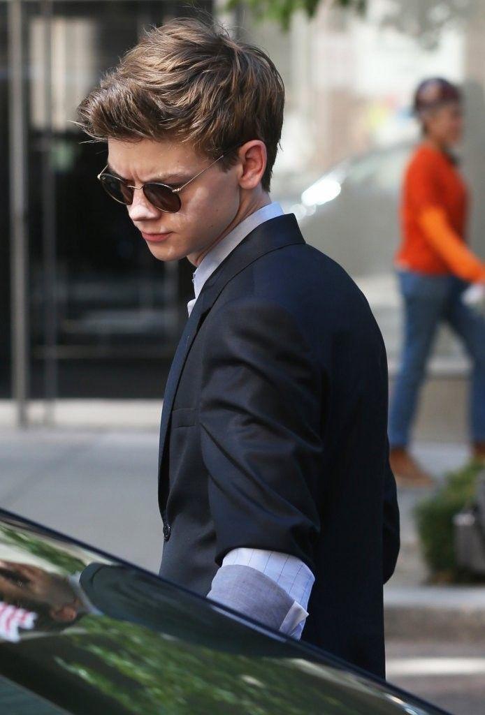 ari_eats_carrot's tweet photo. #MCM http://t.co/5xn24bc4yv