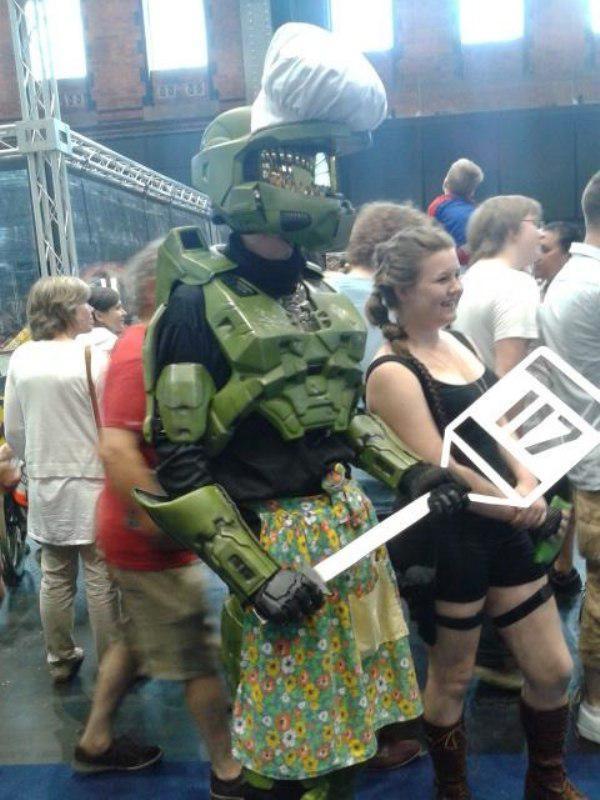 theCHIVE tweet media