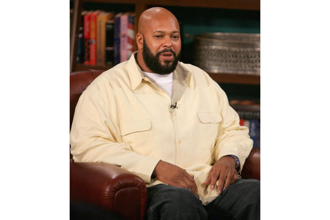 Suge knight officially charged with murder, attempted 