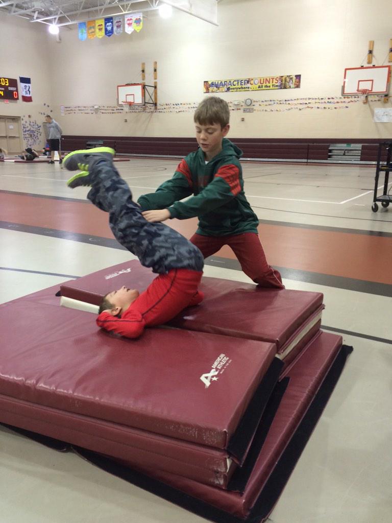 OESPhysEd's tweet photo. Proving 2 my classroom teachers the benefits of our PE PLC on Twitter. RT for me by Feb20. #physed #pechat #pegeeks http://t.co/7QQ2k1lhab