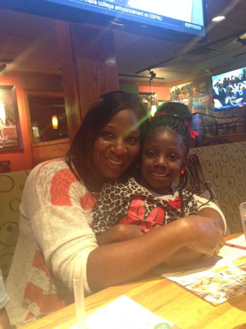 _Mariville_'s tweet image. She thinks the world revolves around this little girl #FirstGrand #GG #BirthdayGirl 😍🎉🎂