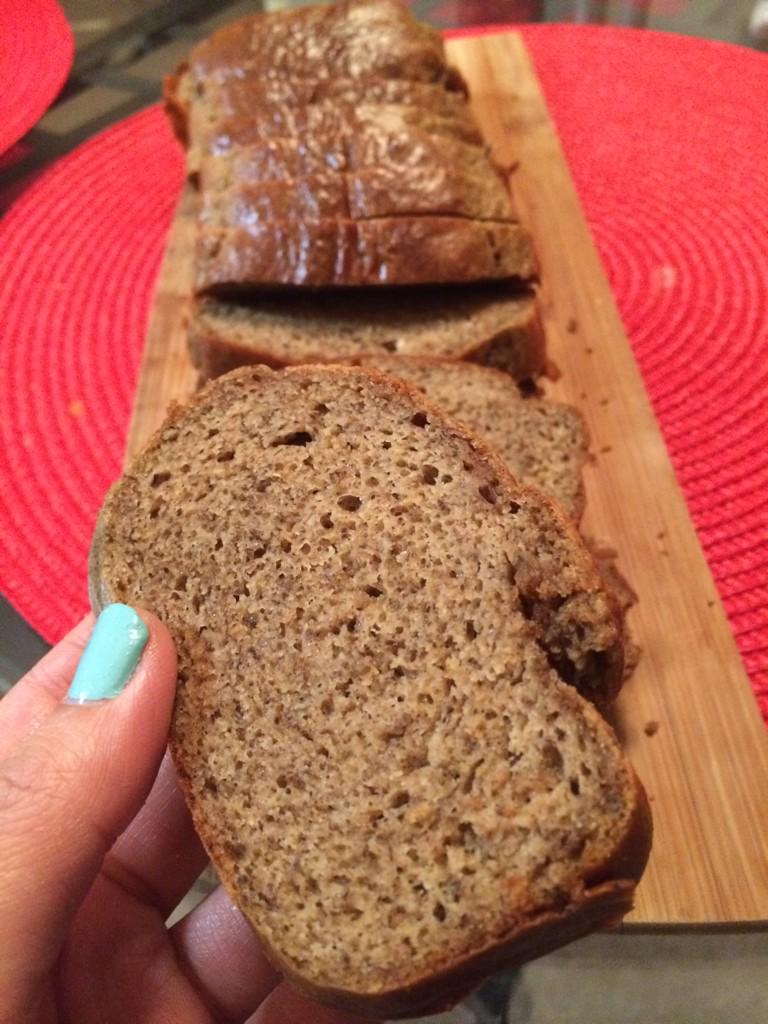 OurHealthyLyfe's tweet image. Recipe to this awesome #paleoBread on my #Instagram @ourHealthyLyfe ... #deliciousbread #nograins #paleolife