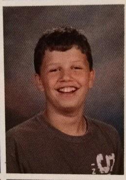 ec_fix77's tweet photo. "@PineappleYikYak: @ec_fix77 #yearbookthrowback http://t.co/Ud2988oyGx" @kaite_church at least this didn't happen to you
