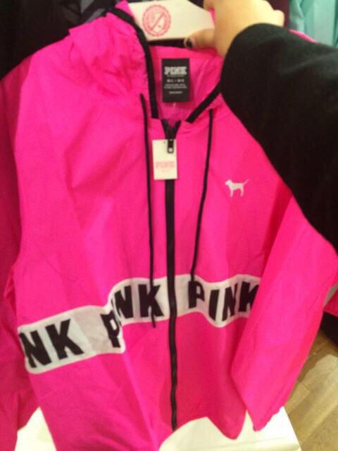 OutfltPorn's tweet photo. Fav if you'd wear one of these 😍 http://t.co/AI1agKtKLQ