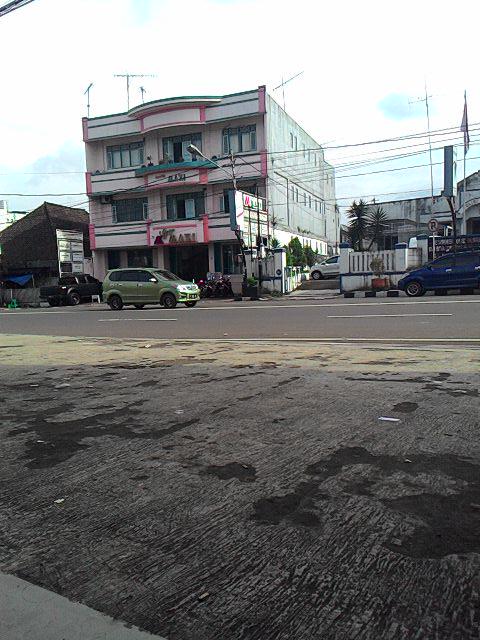 T_resna tweet picture
