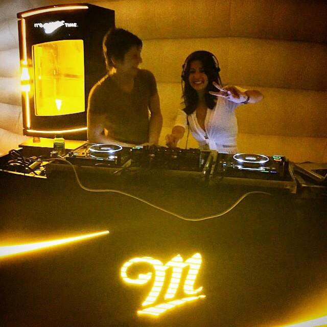 CervezaMillerRD's tweet photo. Last week @DafGuzman encendió el party en #JuanilloBeach #ItsMillerTime #CapCana #PuntaCana #MillerRD http://t.co/MPkrbpxb2T