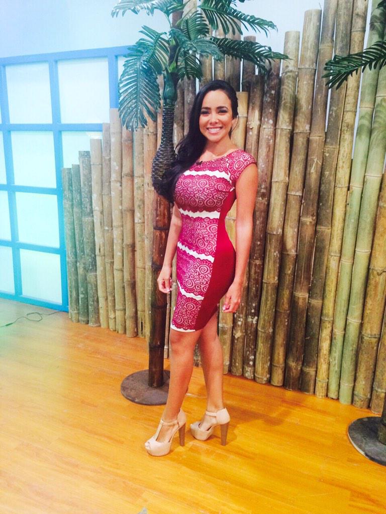 adrisanchezOK's tweet photo. Este y cada uno de mis Looks los encuentras en @BoutiqVICTORIA envíos a todo el país pídelo te encantara http://t.co/0xNI0pbxyG