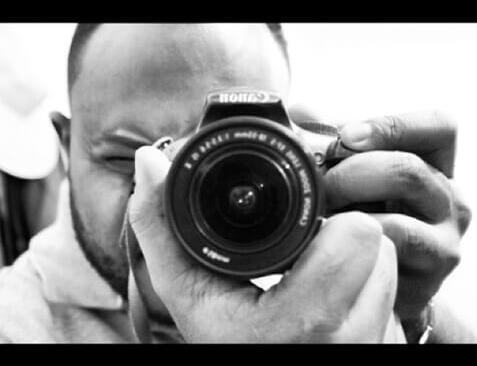 Edwinsiri's tweet photo. Fotografiar es colocar la cabeza, el ojo y el corazón en un mismo eje. http://t.co/RcR8I0vyiX