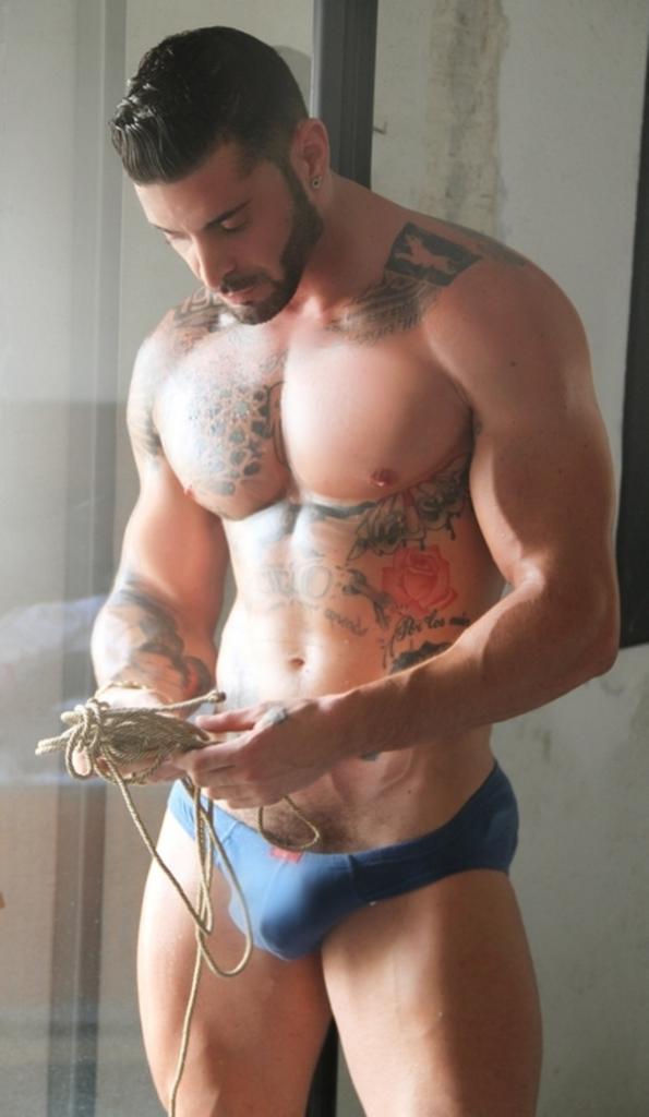 FLEXSpasPHX's tweet photo. RT @dragpuppy2040: http://t.co/DEqbcXqcEH #FLEXSpasSpotLight &amp; #TJShoutOut #Goes2 ~>( #ToddJSaporito )<~   #Share, #Friend, #Like