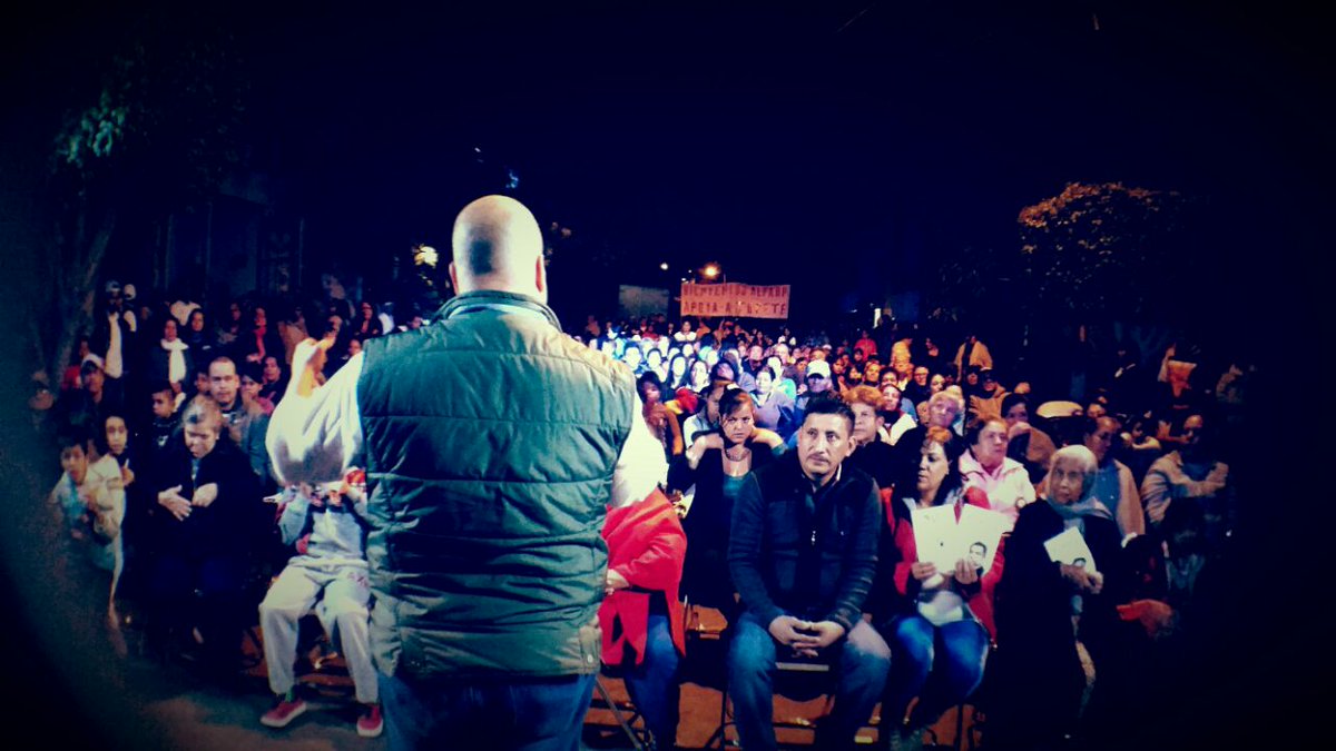 EnriqueAlfaroR's tweet photo. Hoy lunes visitamos a simpatizantes y militantes de las colonias Independencia y Villas de Guadalupe. http://t.co/IrIiadNGGa