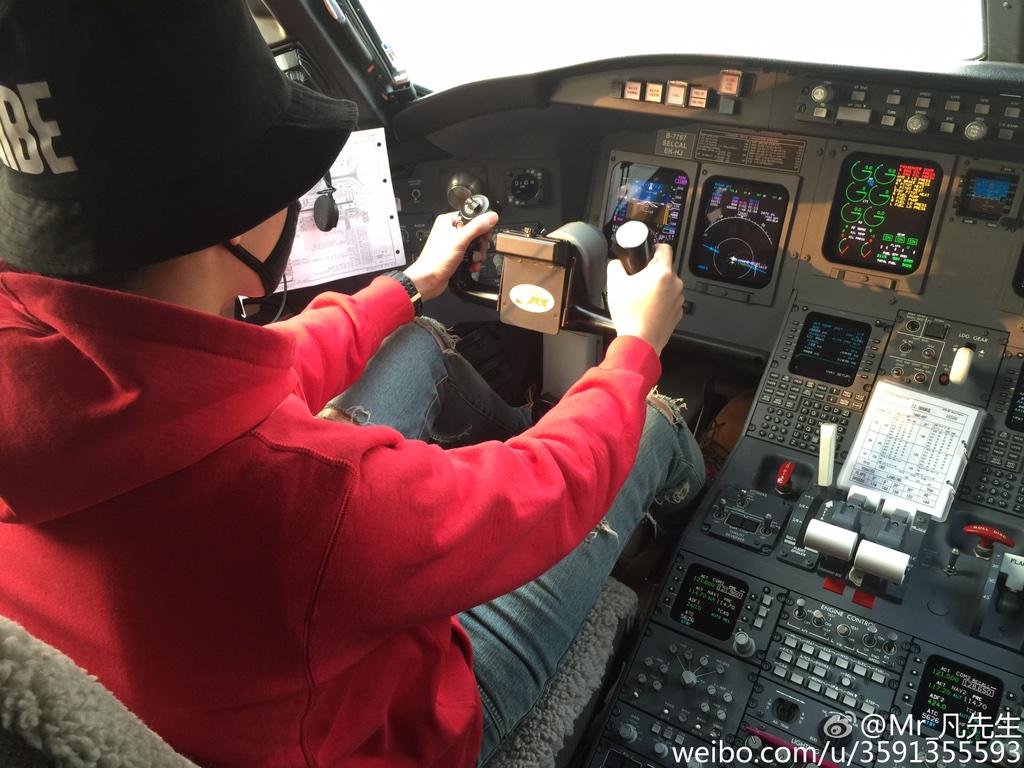MerryKris1106's tweet photo. Hope your days will always be happy and meaningful. "@EXONATIONSG: [Trans] 150203 Wu Yi Fan Weibo Update - http://t.co/9WA5w4DvFQ"