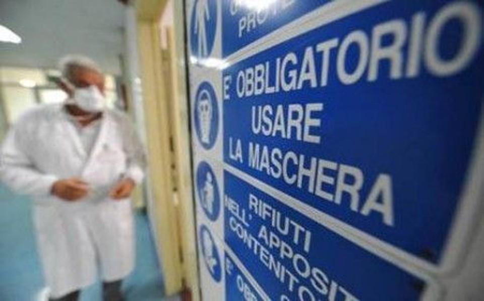 Allerta viaggiatori: oltre 400 morti per ondata influenza suina