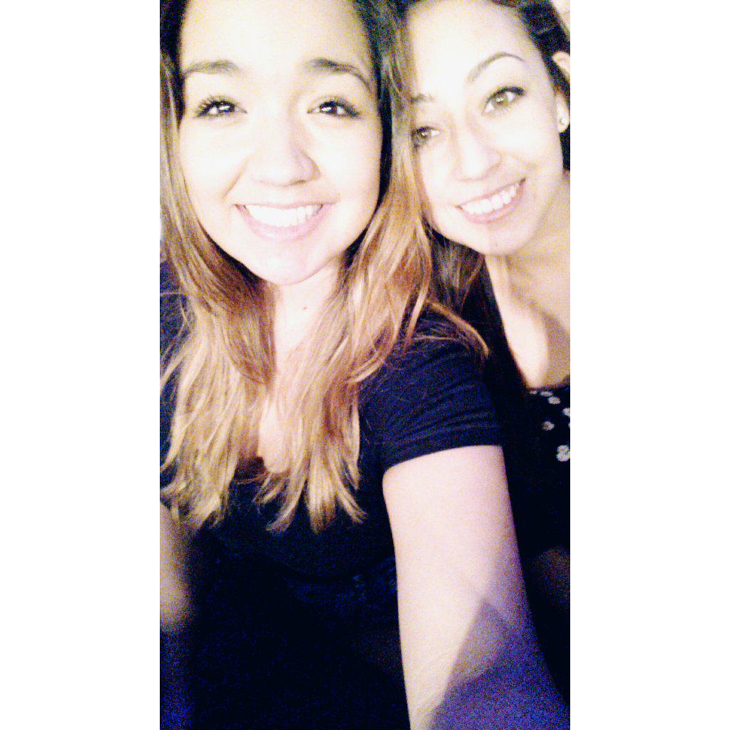 Biancas_Lyfe's tweet photo. Went to the #02experience with this gem @itsjessicams #BandWasGreat #SpeakerWasAmazing #GodWasThere http://t.co/PwBFlQDqJ1