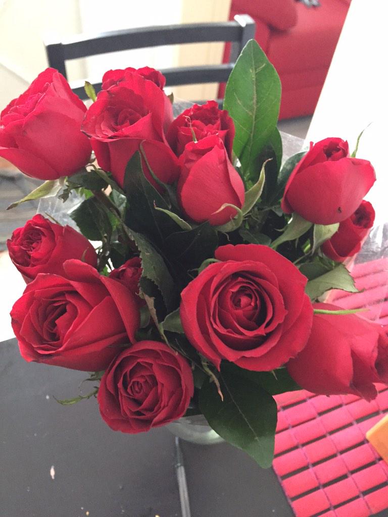 rbkcd's tweet image. Que tu papa te lleve Flores Cuando visita tu casa #PricelessSurprises