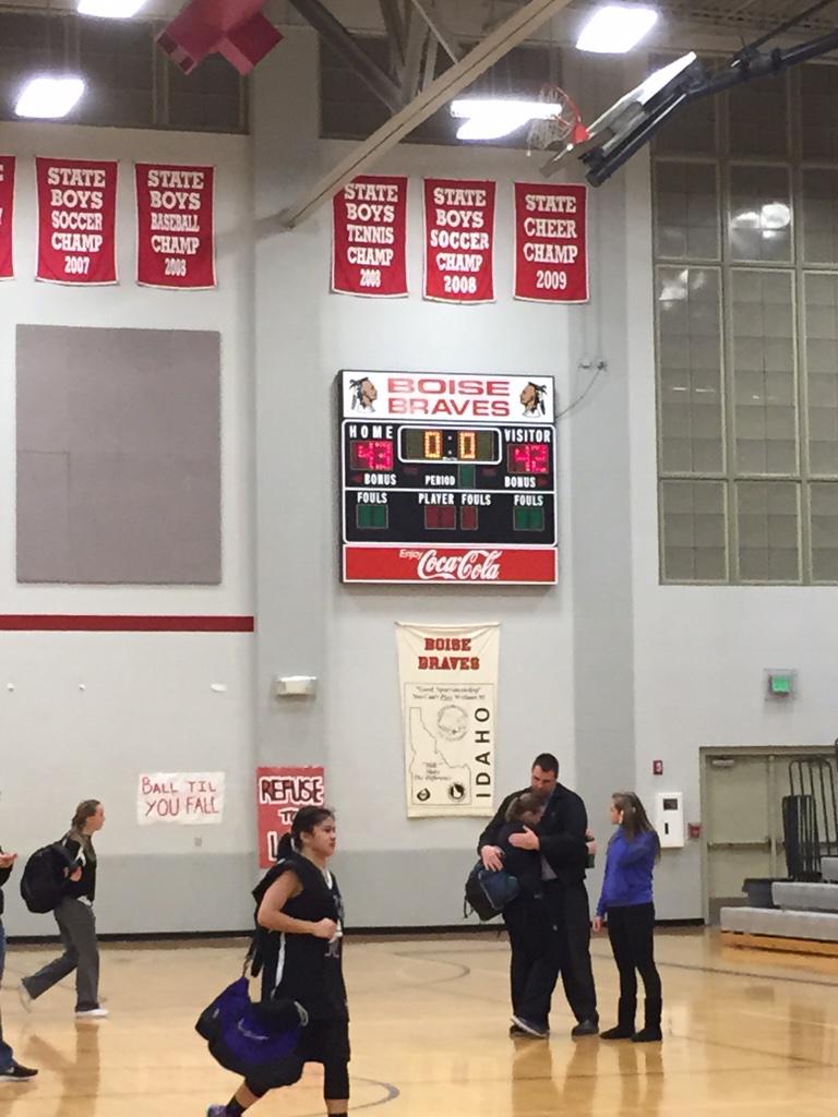 sydney__rae's tweet image. be there wednesday 730 at boise to see your lady mavs play in the final round of districts💚💙🏀 #morepoints