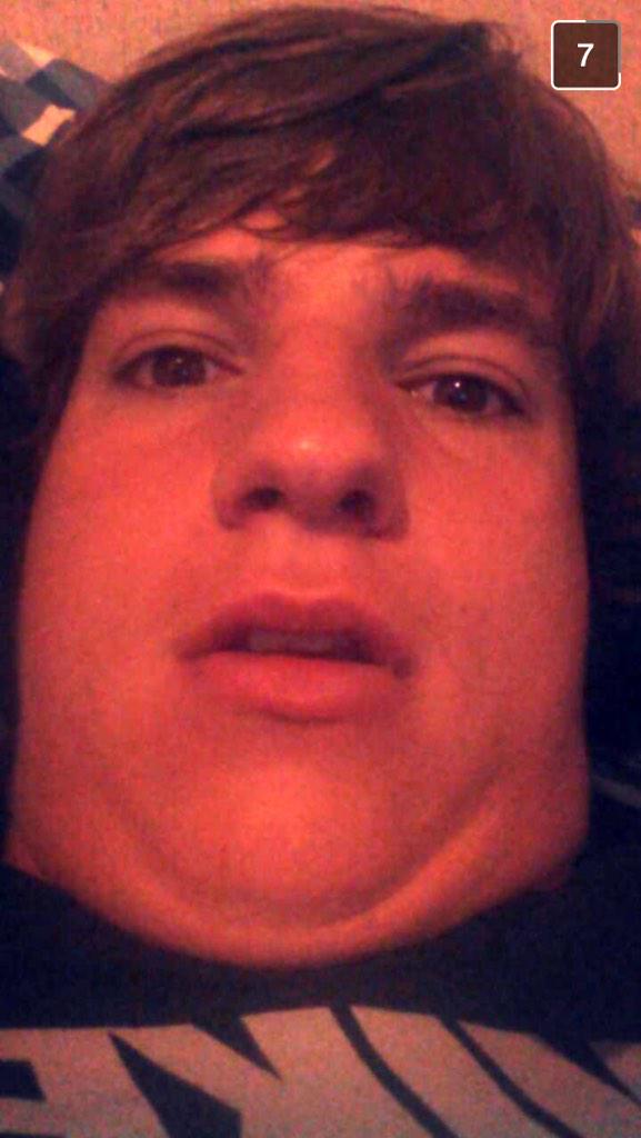 cgut15's tweet photo. @KSkopik 😂😂😂 http://t.co/C5HyHpW2hs