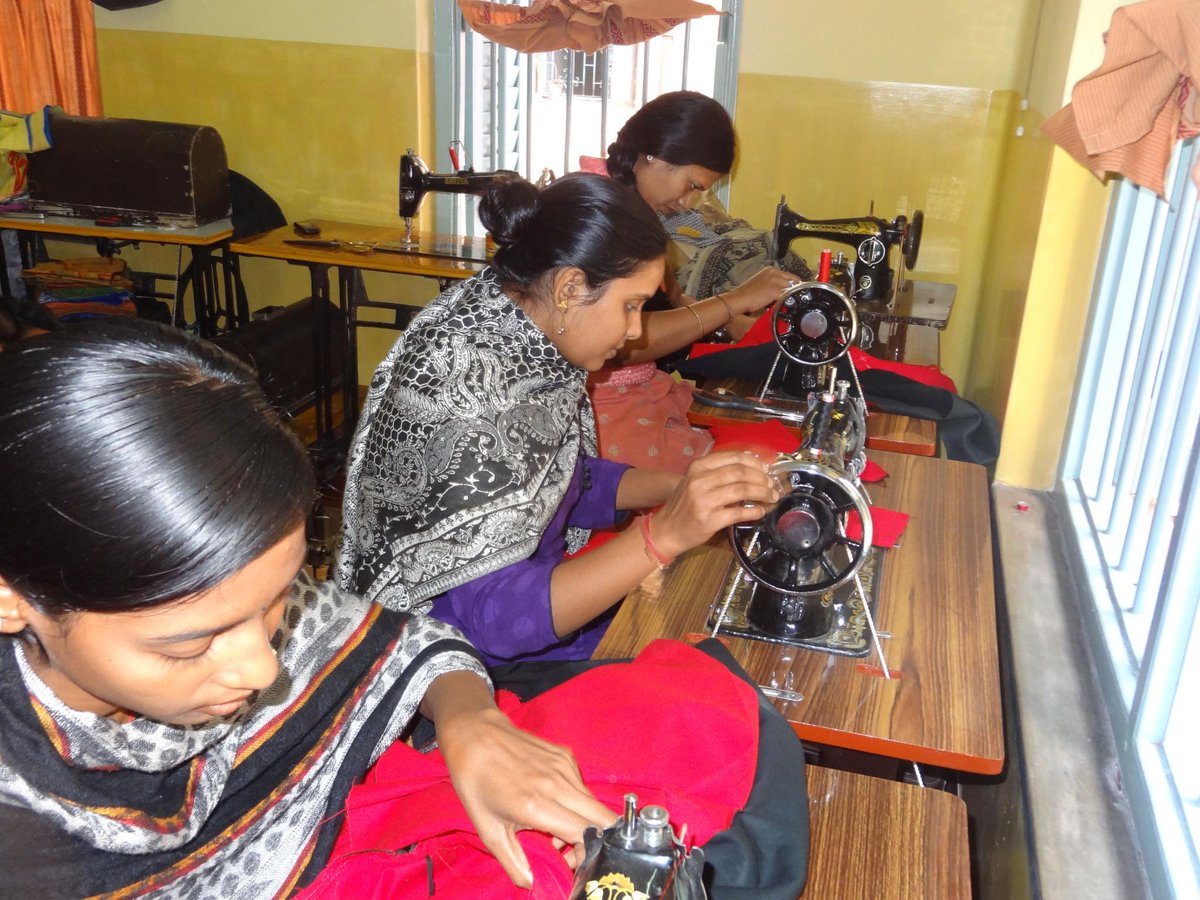 Germany_Kolkata's tweet photo. #SmallscaleProject 2014: Lake Garden Women & Children Development Centre. Support for additional sewing machines. http://t.co/oQFIZsMTLG