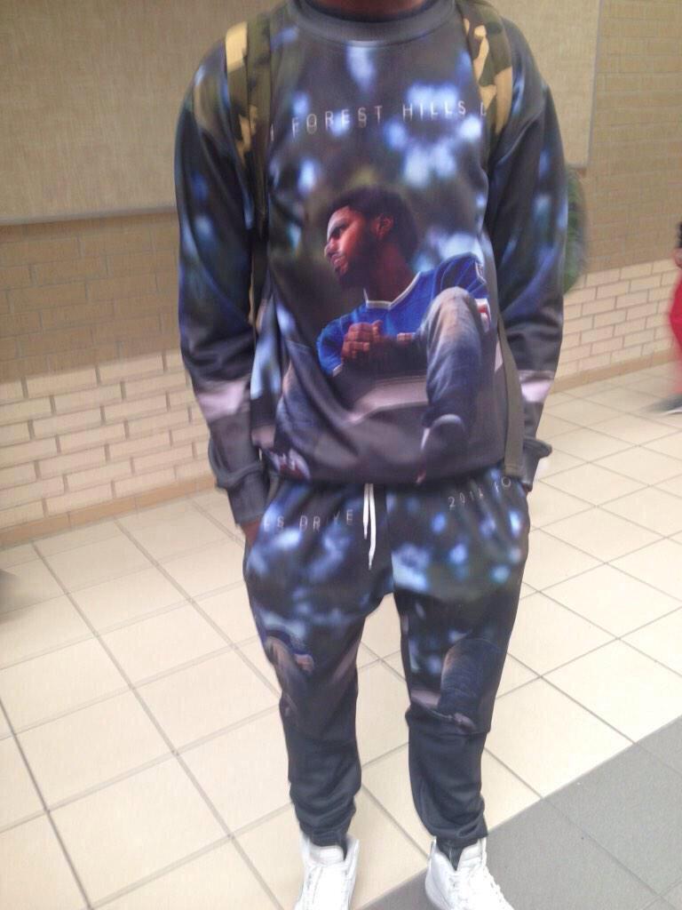 KARIMBlTCH's tweet photo. Saw @EliasT18 at San Jac today http://t.co/uFrT80Wzjb