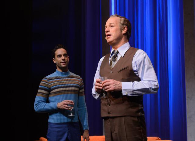mauricewijnen's tweet photo. PRIMEUR: de eerste scรจnefoto van @BartelsFreek met #TonyNeef in #Sonneveld in @delamartheater; vanaf morgen te zien. http://t.co/r6nuVJ1353