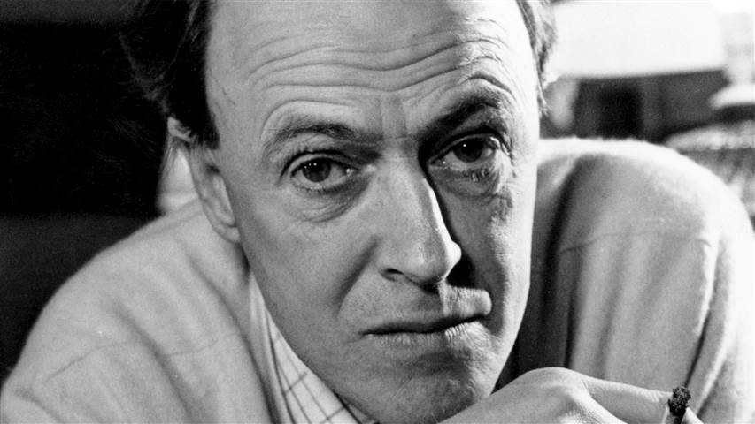 TODAYshow's tweet image. Read Roald Dahl's moving plea to parents about measles vaccinations in 1988: on.today.com/1HNFTgZ