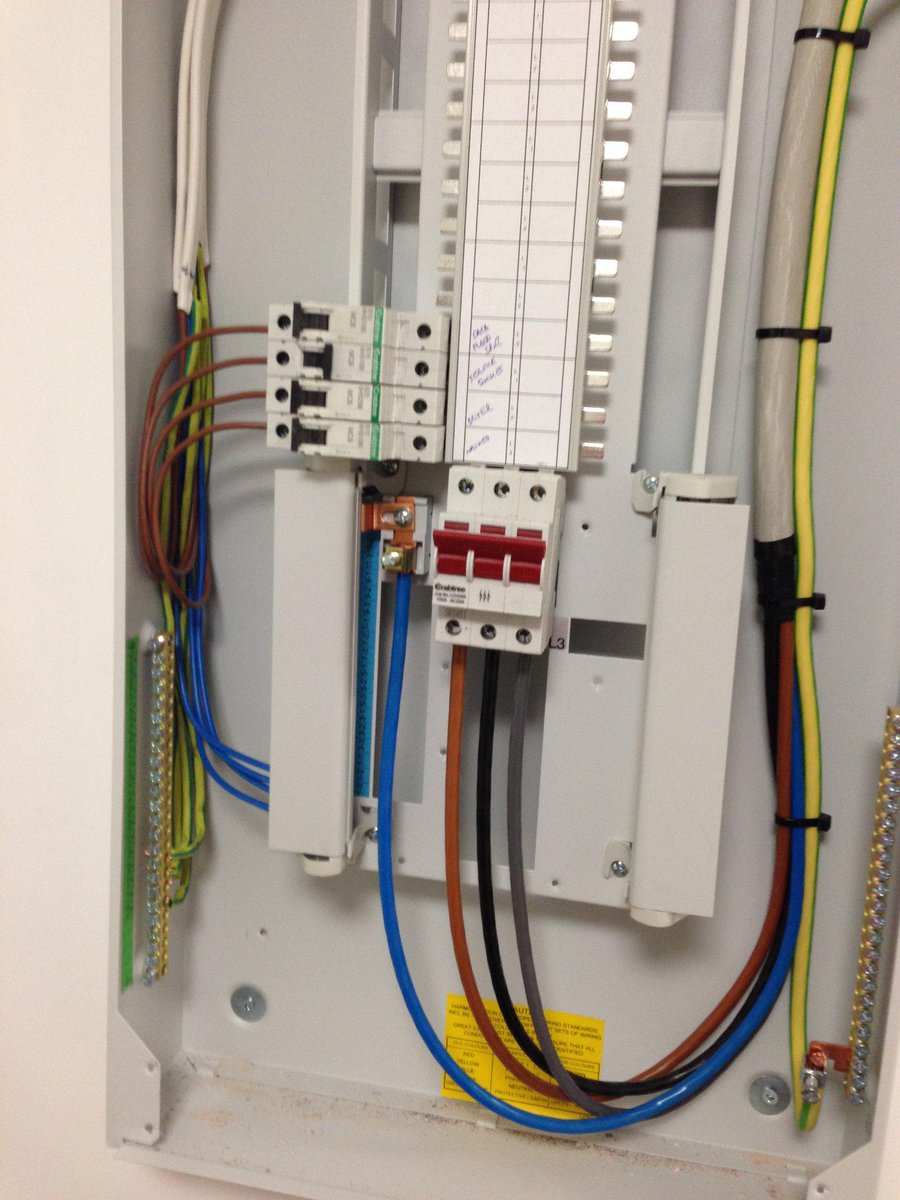 ElectricalAd tweet picture