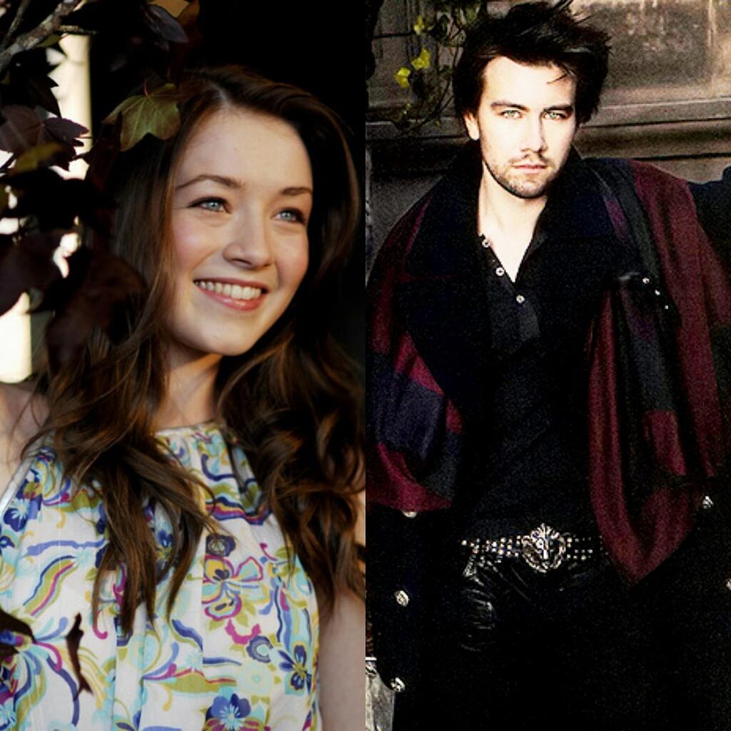 bastard_valois's tweet photo. Bash and Lady Madeleine rp #expandingcastle @Madeleinemydear @GiddyGracious @RamblinRedNell http://t.co/pwmtIFXRzd