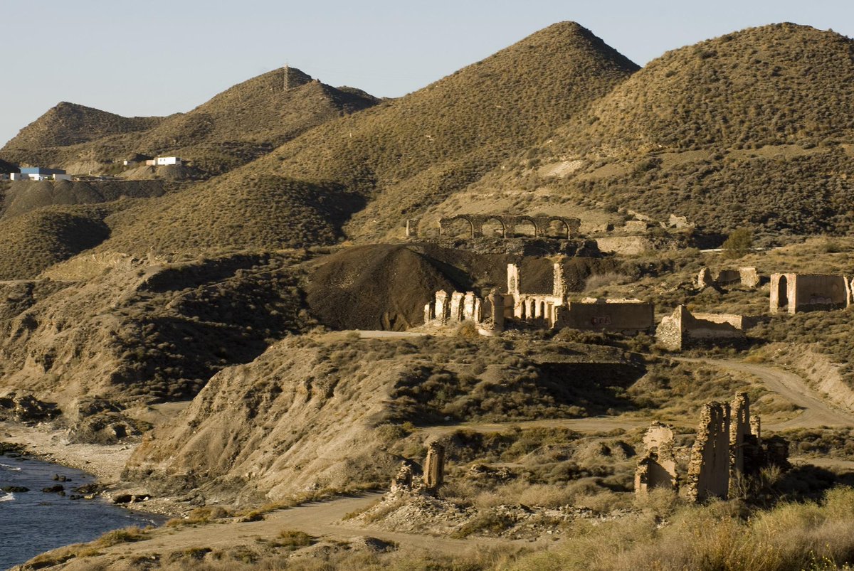 AlmeriaInterior's tweet photo. ¿Sabíais que en la antigüedad, la Sierra Almagrera estaba formada por auténticas minas productoras de plata? #Almería http://t.co/R1ShOboxcI