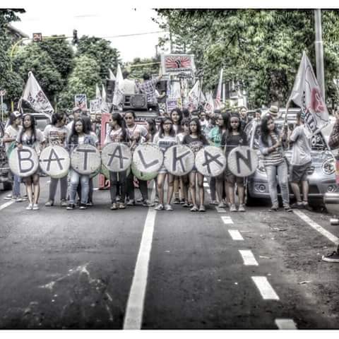 Brisn pling dpn Cc: <a href="/ForBALI13/">Bali Tolak Reklamasi</a>  <a href="/gendovara/">Wayan GENDO Suardana</a> <a href="/JRX_SID/">JRX</a>   <a href="/susipudjiastuti/">Susi Pudjiastuti</a> #TolakReklamasiBerkedokRevitalisasiTelukBenoa