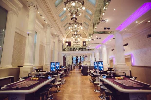 KGElectrical's tweet image. #Corinthian #Glasgow #LEDSphere #designerlighting #KGElectrical #Casinolighting #Edinburgh #Stockbridge #Chandelier