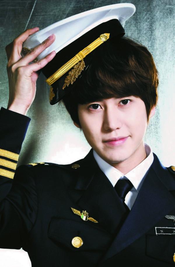 (030215) Happy 28th birthday to Cho Kyuhyun (.   
