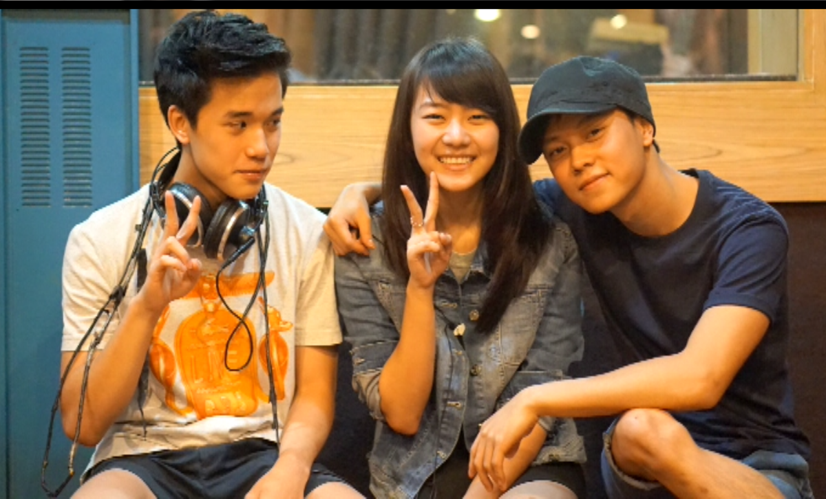 HM2XSUN_'s tweet photo. Photo Gallery from #HormonesBoxset2
{ @jjamyjames } with #SeeScape http://t.co/hCEiMWoYT3