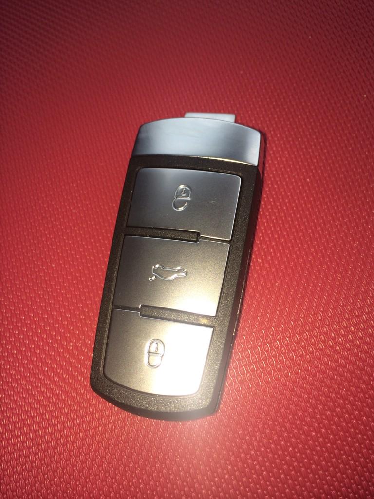 KentAutoLocks's tweet image. Keys retrieved from VW passat boot this morning and spare supplied and programmed #getaspare