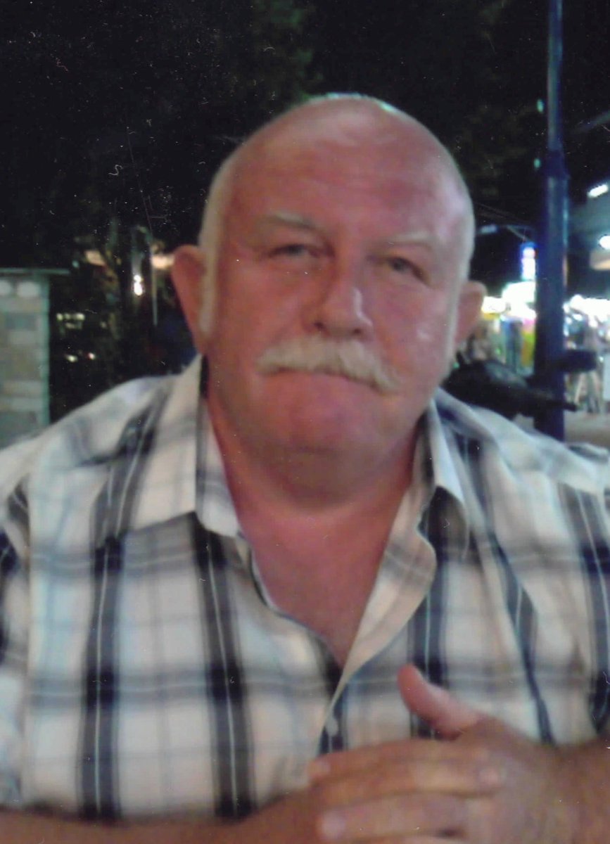 RoSPA's tweet photo. Volunteer Steve Horrocks awarded posthumously for 22 years of workplace safety dedication http://t.co/NHFu4lVFuR http://t.co/rbrVreKvdd