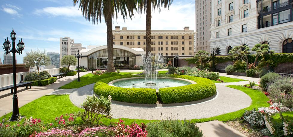 ViatgerumES's tweet photo. Desde la terraza del Fairmont Hotel de San Francisco Sean Connery consiguió huir en La Roca.#hotelesdecine http://t.co/oTQ12SUSea