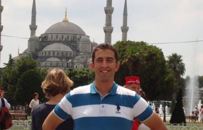 nickschifrin's tweet photo. Let’s make this the photo we share of Moaz al-Kasasbeh. Do not share what ISIL wants us to share. http://t.co/iile6dYVEM