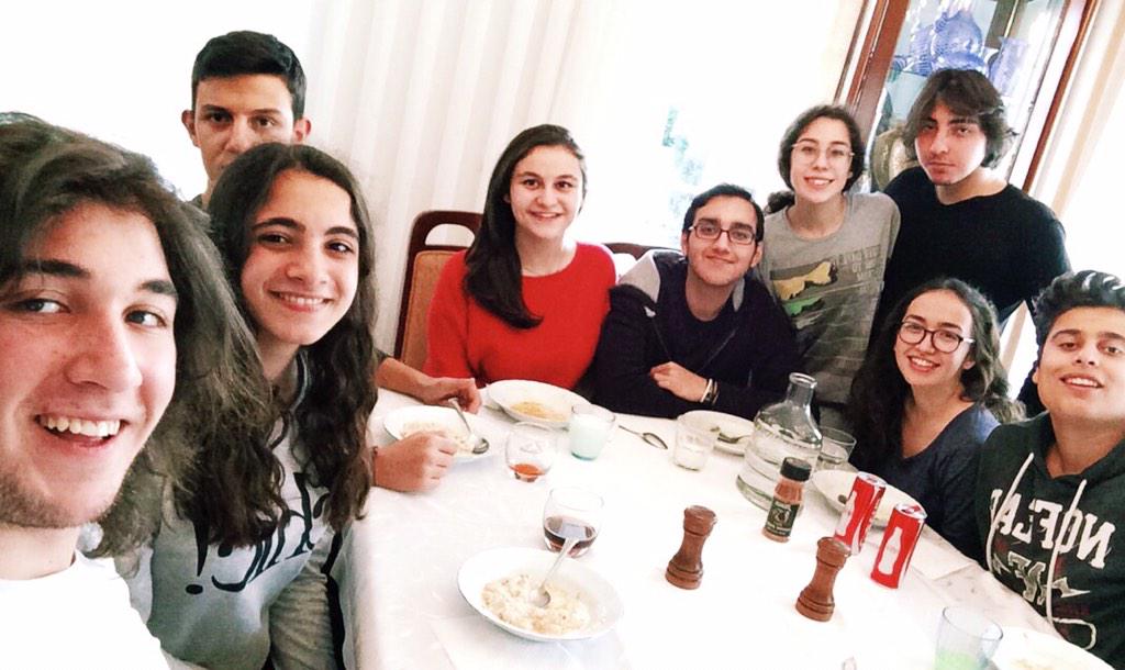 DsmspRotary's tweet photo. Ulaştırma Bakanımız Melih Yıldırım'a verdiğimiz sözü tuttuk. http://t.co/nfCMlkpMWO