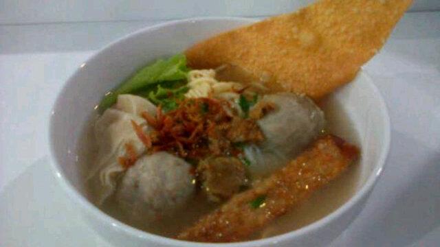 dikamu_'s tweet image. Ini nih menu meeting kmrn di semarang @BaksoTukul ...#mumbrg #MIDEAteam #sejateng #likethis