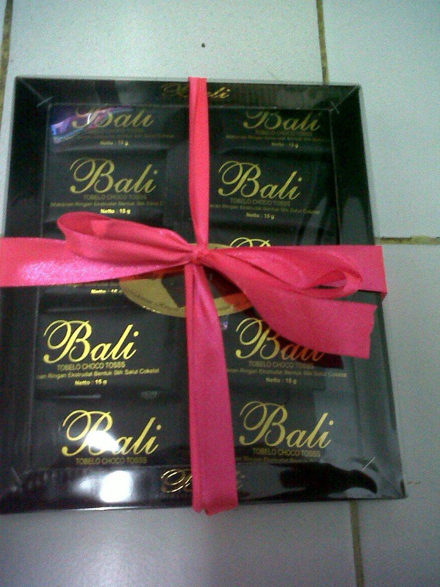 FriendFootwear's tweet photo. Tobelo Chocolate (Packing) http://t.co/41p3cQlk6G
