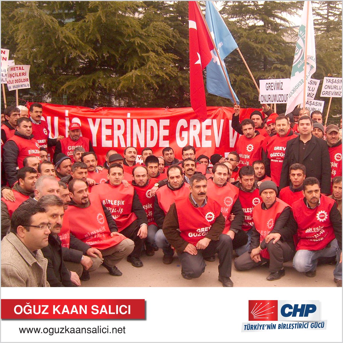 oguzksalici's tweet photo. Grev ne zamandan beri milli güvenlik meselesi? Ekmeği için mücadele edenlerin, Metal-iş'in yanındayız. #metalis #grev http://t.co/JLEe2UABpF