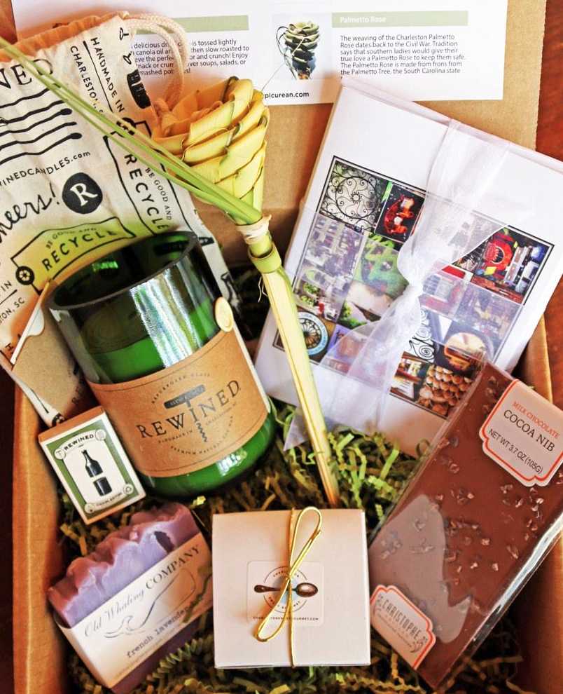 CHSepicurean's tweet photo. Starting to get busy w/Valentine's Day boxes! A box of southern love for $49 w/free shipping! http://t.co/hqf8cyY9A3 http://t.co/y1AAojSsnC