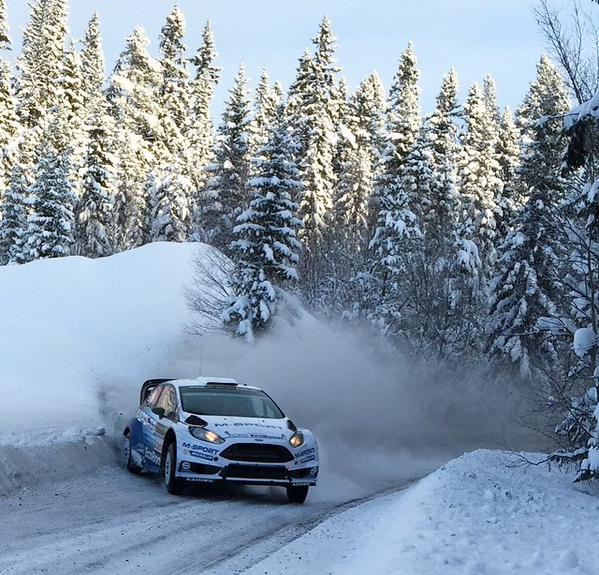 WRC: Rallye Sweden [12-15 Febrero] B87CmDoCAAEclVv