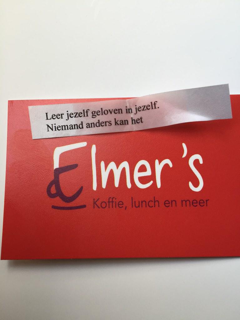 hugoarendshorst's tweet photo. Dat zijn nog eens leuke koekjes met wijze spreuken! @ElmersGroningen http://t.co/TLKYIMoq2k