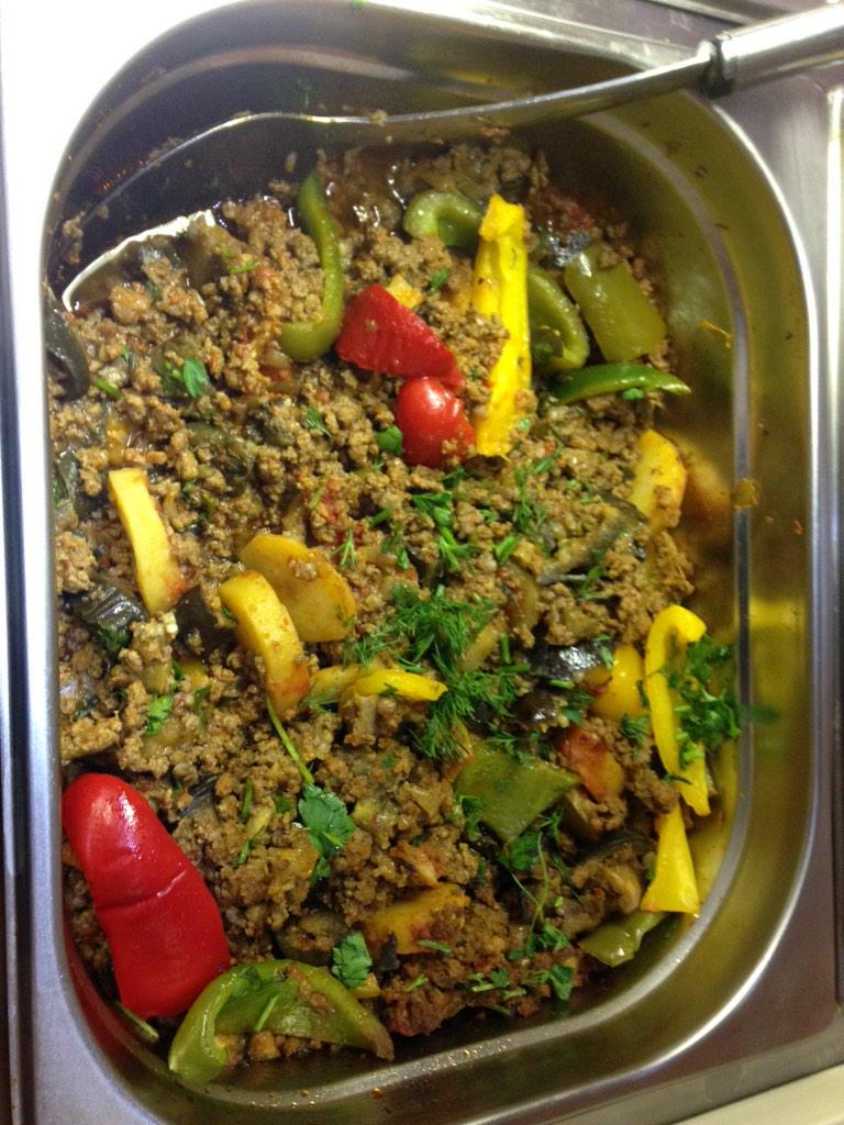 NatureatUK's tweet photo. Today chicken lemon , lamb mossaka :) the vegan option run out as it was so good we are making more veggies 😜 http://t.co/FGwidZVicB