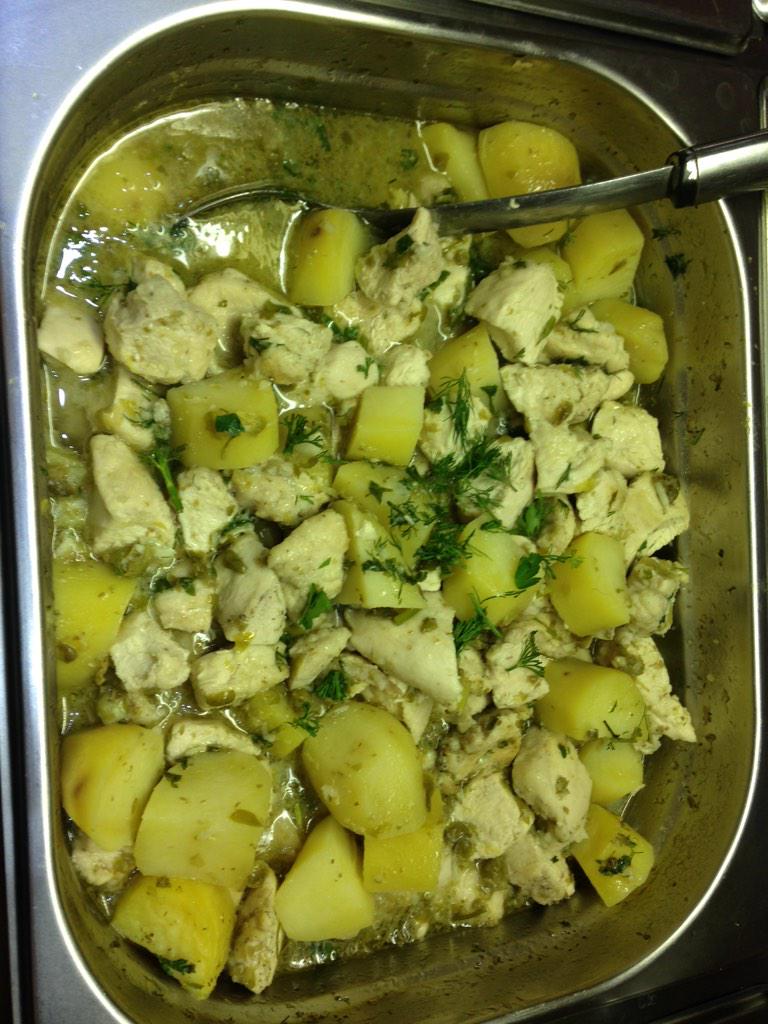 NatureatUK's tweet photo. Today chicken lemon , lamb mossaka :) the vegan option run out as it was so good we are making more veggies 😜 http://t.co/FGwidZVicB