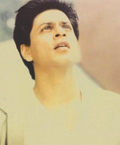 Challa_SRKian's tweet photo. SHAH RUKH KHAN - FARISHTA :) #OneWordAboutHero http://t.co/fXvpEWrmTt