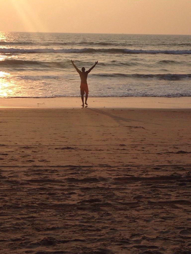 MarcDelgado's tweet photo. Greetings from Incredible India #India #PrasadWedding http://t.co/6CMV827Bct
