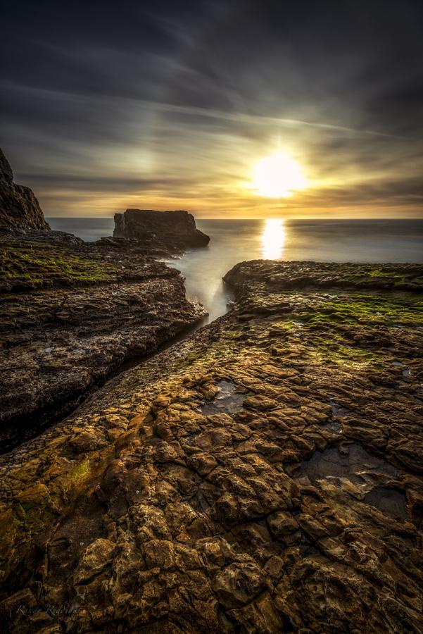 ZaibatsuPlanet's tweet photo. The Crack by jredbigdog4 #photo http://t.co/h1aLllYjSg